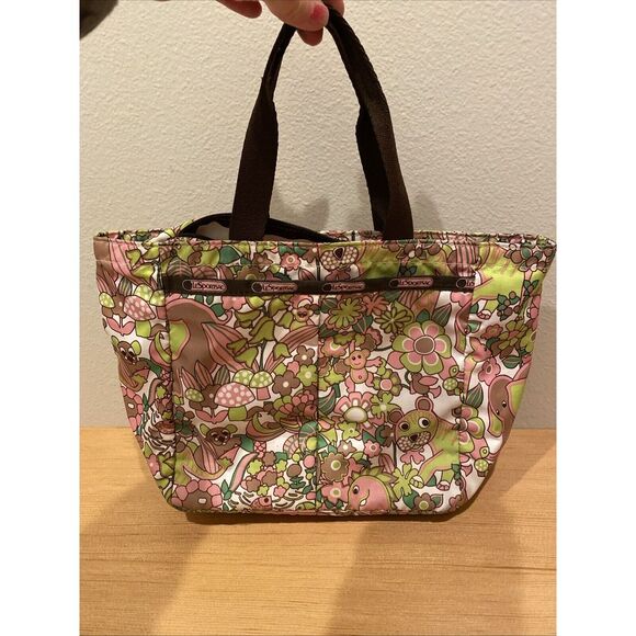 Lesportsac Handbags - Le Sportsac Jungle Small Top‎ Handle Bag 9 x 14"